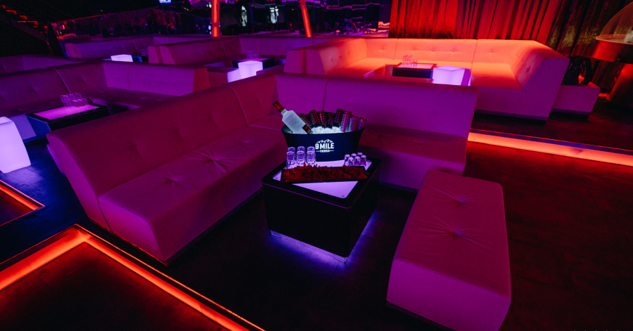 VIP LOUNGE 4 EVENTHALL 